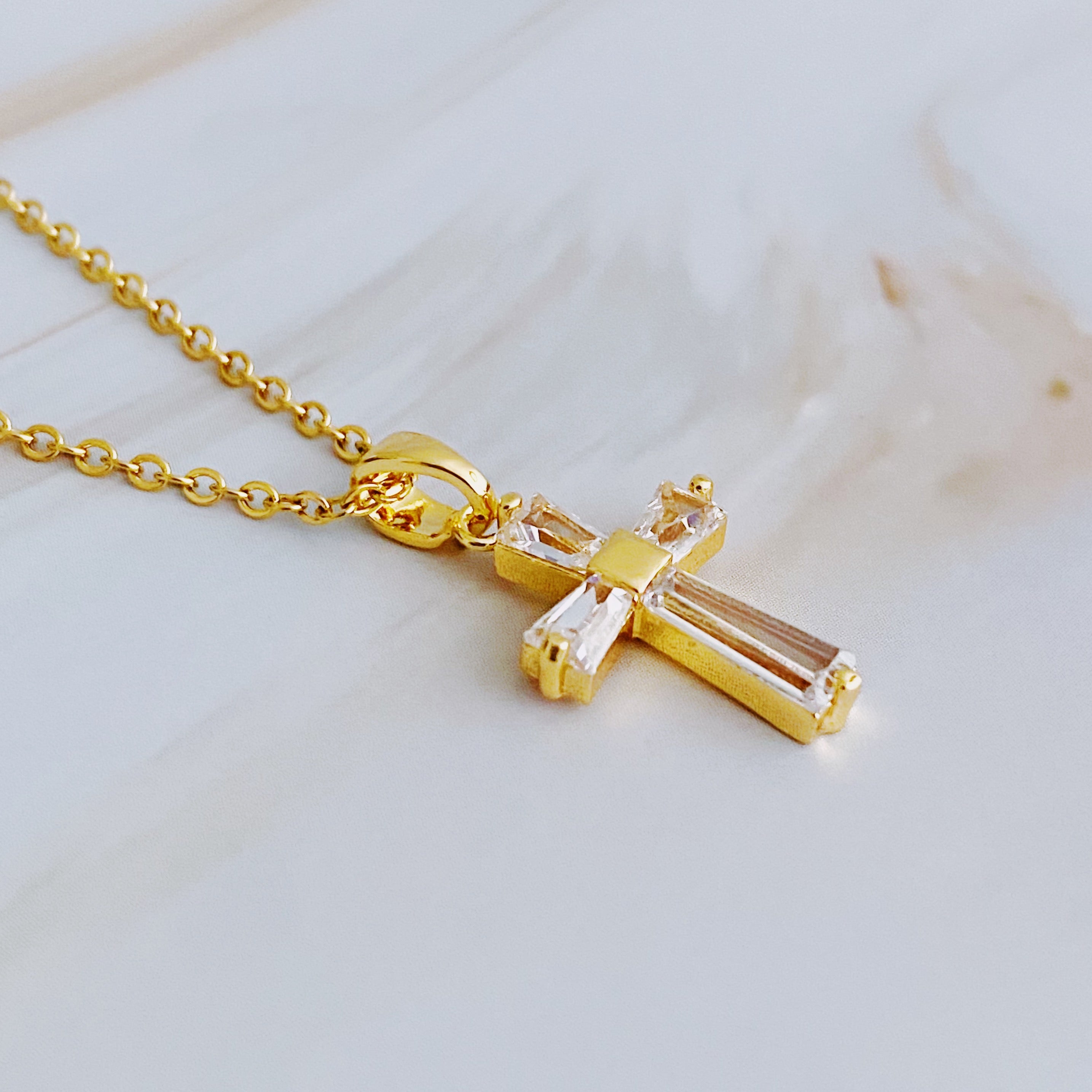 FAITH LIGHT Necklace by DalyaNis